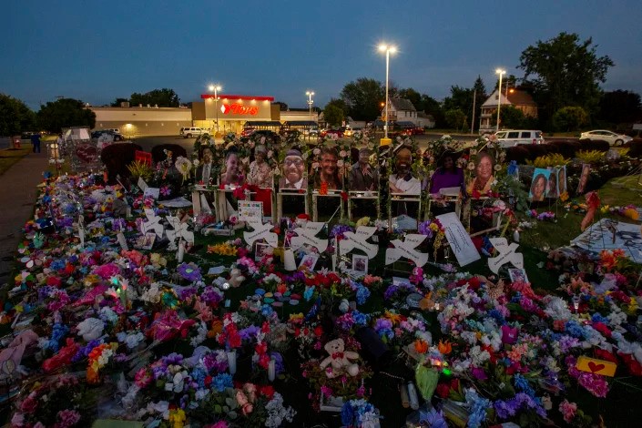 Một lễ tưởng niệm các nạn nhân vụ xả súng ở thành phố Buffalo, bang New York (Mỹ). Ảnh: Washington Post/Getty