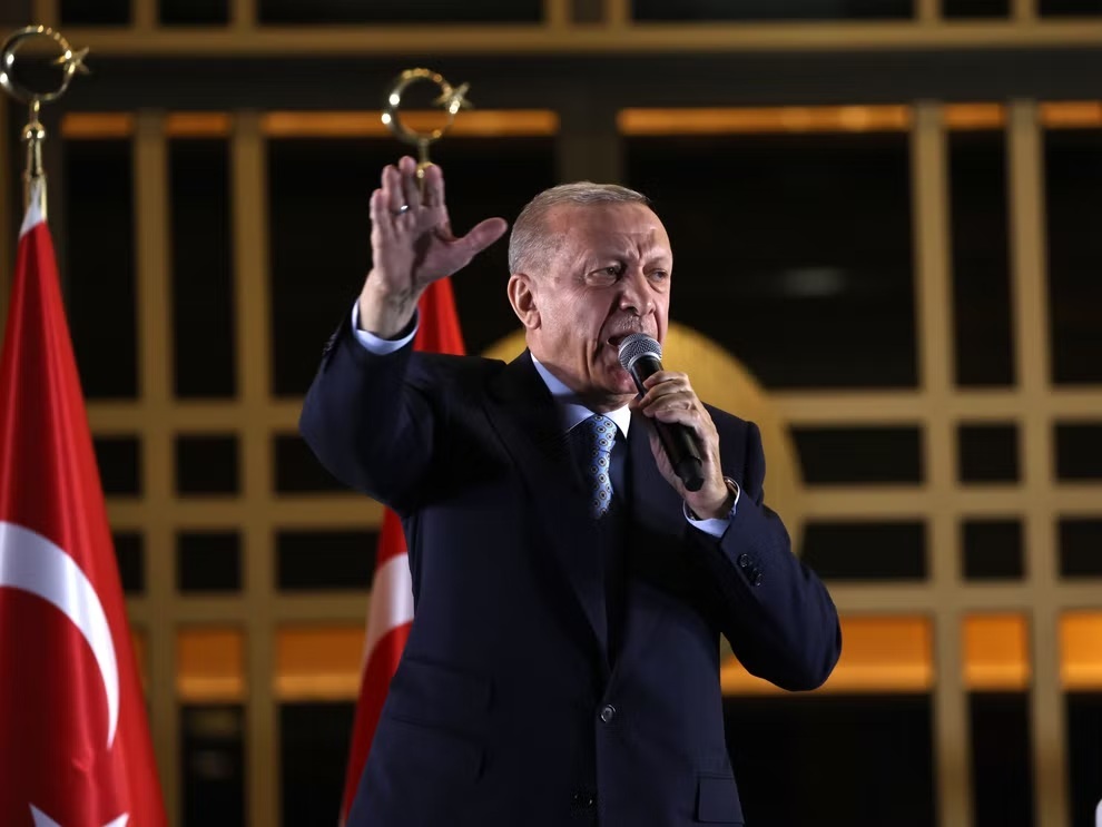 Tổng thống Thổ Nhĩ Kỳ Recep Tayyip Erdogan tiếp tục lãnh đạo đất nước trong 5 năm tiếp theo sau khi giành chiến thắng cuộc bầu cử tổng thống ngày 28-5. Ảnh: The Independent