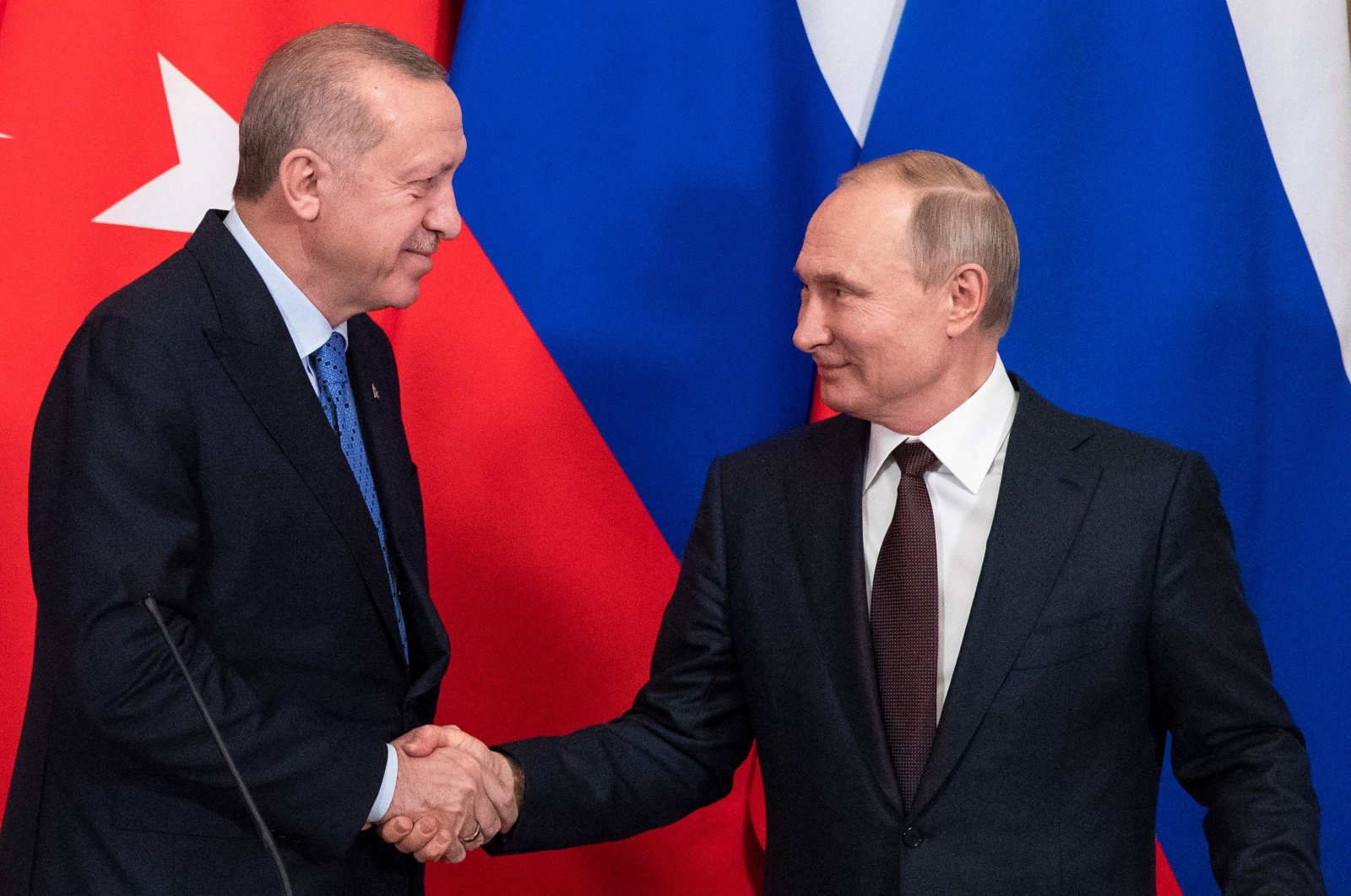 Tổng thống Nga Vladimir Putin (phải) và Tổng thống Thổ Nhĩ Kỳ Tayyip Erdoğan trong một cuộc gặp ở Điện Kremlin năm 2020. Ảnh: AFP