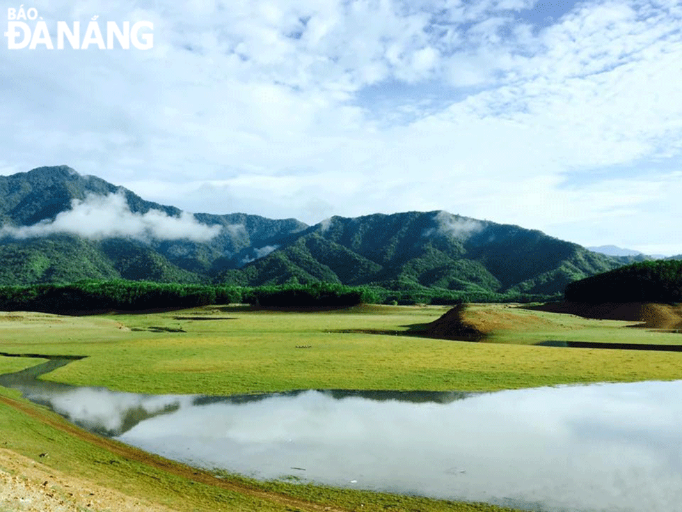 Đến hồ Hòa Trung để cảm nhận vẻ đẹp nguyên sơ khác biệt của Đà Nẵng.