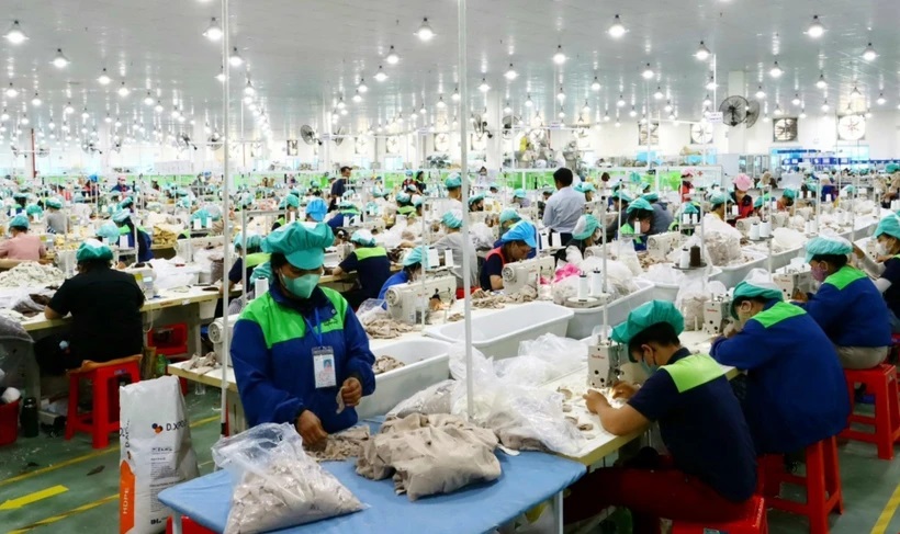Hai kịch bản tăng trưởng kinh tế Việt Nam năm 2024 theo dự báo của CIEM