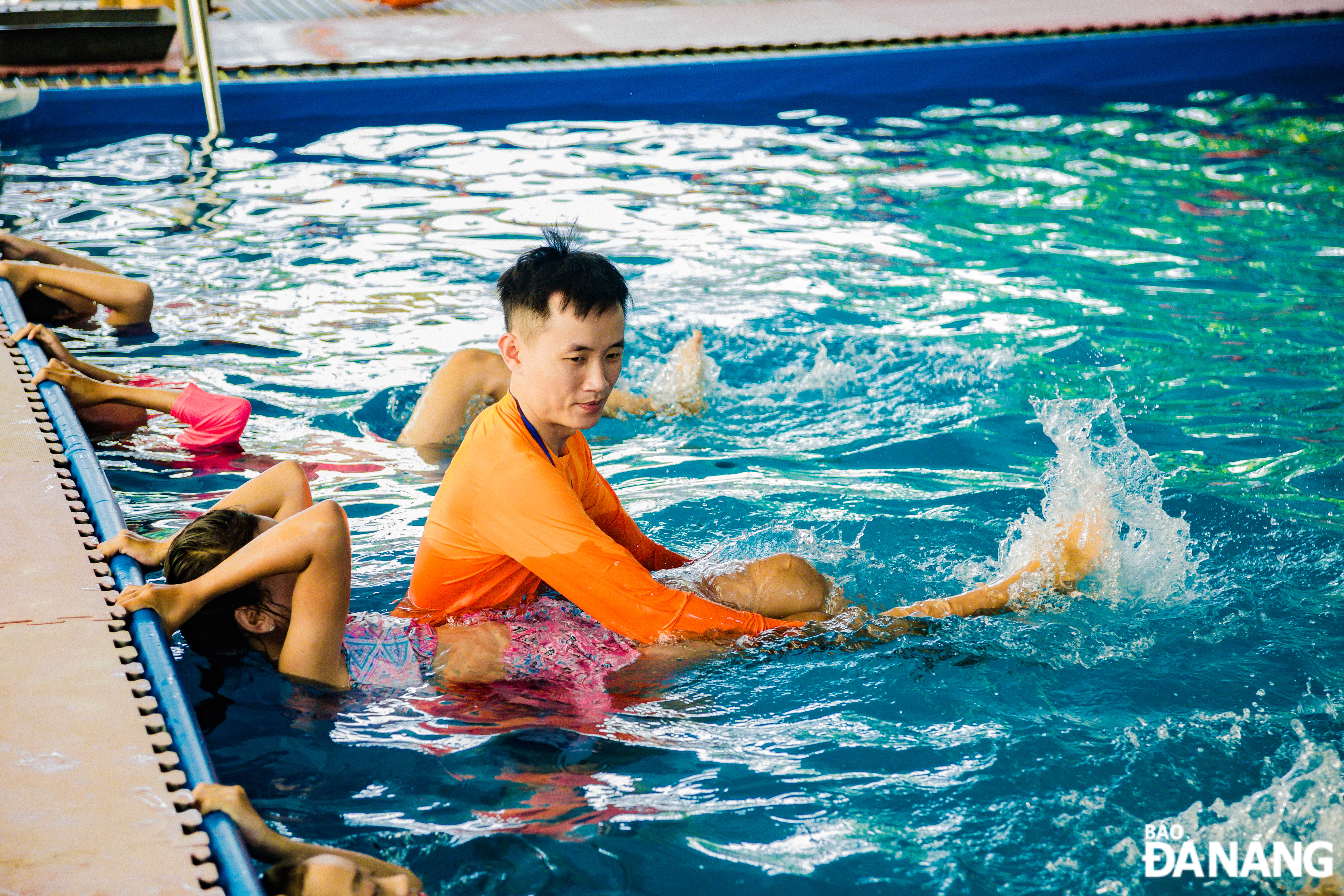 Hòa Vang tổ chức dạy bơi cho học sinh dịp hè 2024
